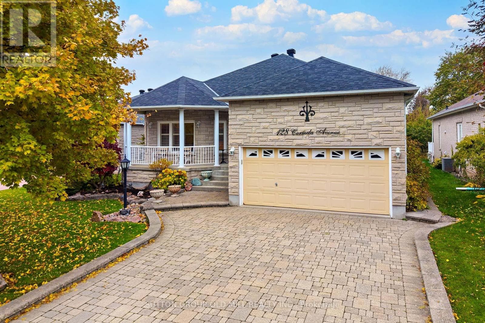 128 CARMELA AVENUE — Richmond Hill (Oak Ridges) - Main photo