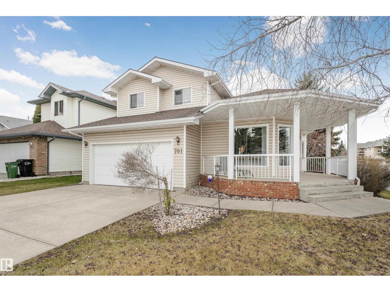 701 REVELL CR NW — Edmonton - Main photo