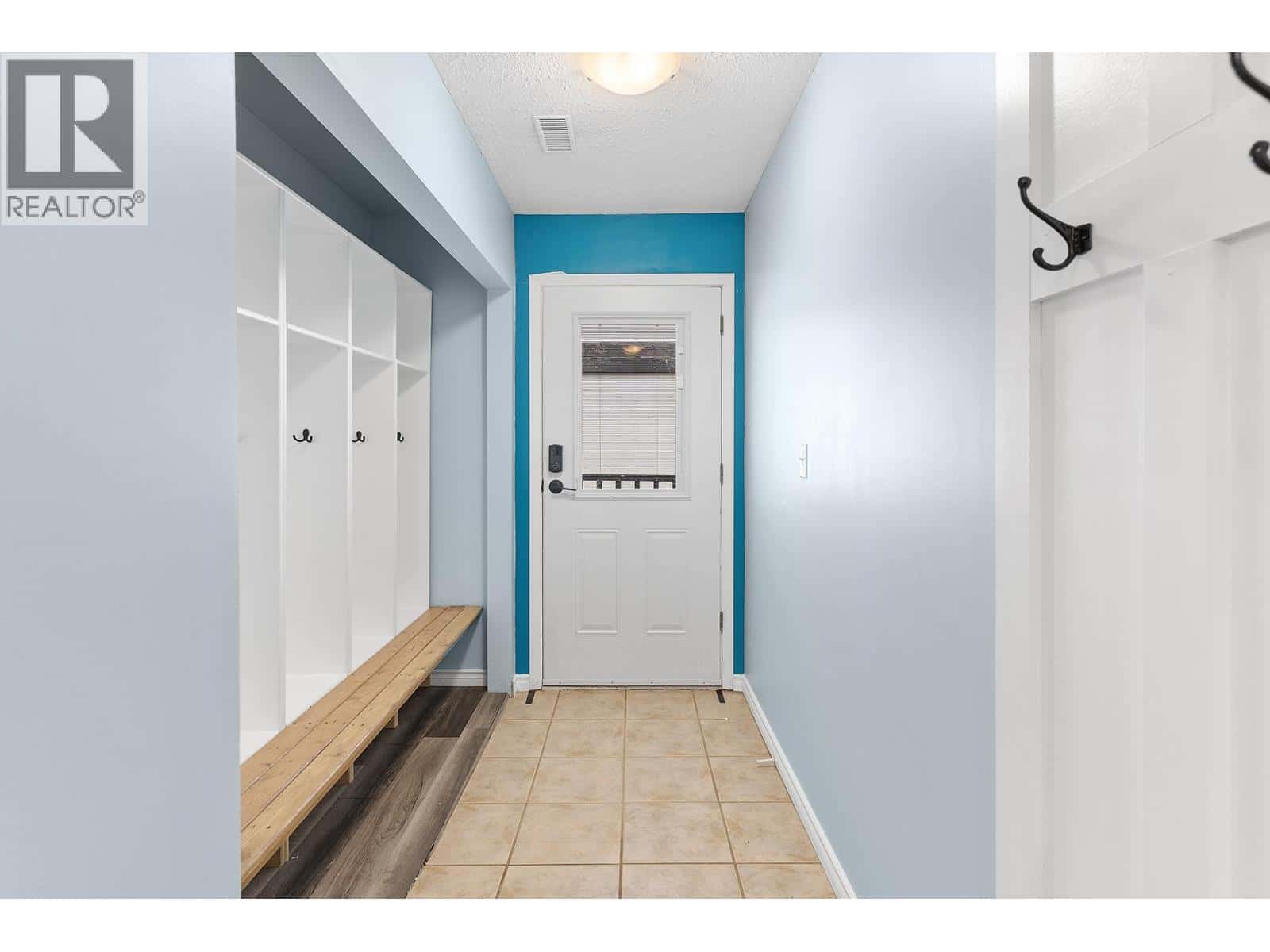 3020 Allenby Way Unit# 214 — Vernon - Photo 2 of 40