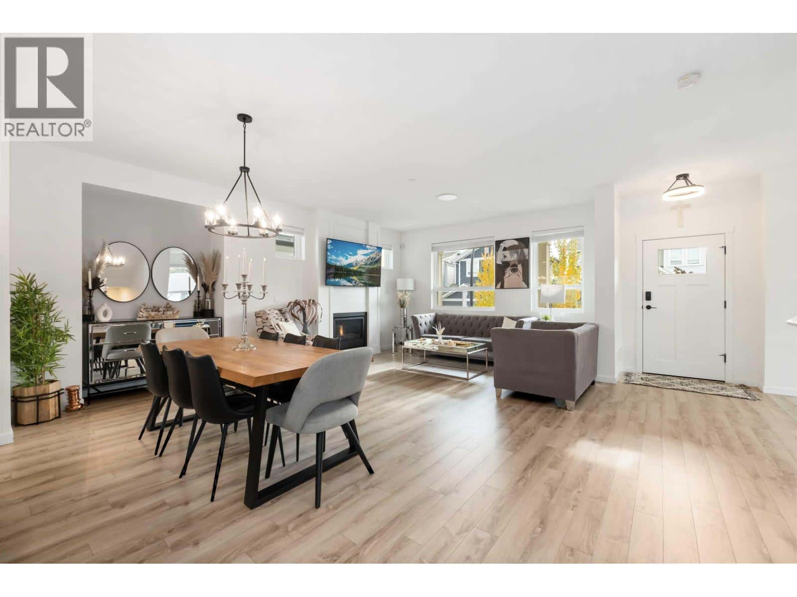 23863 119B AVENUE — Maple Ridge - Photo 2 of 40