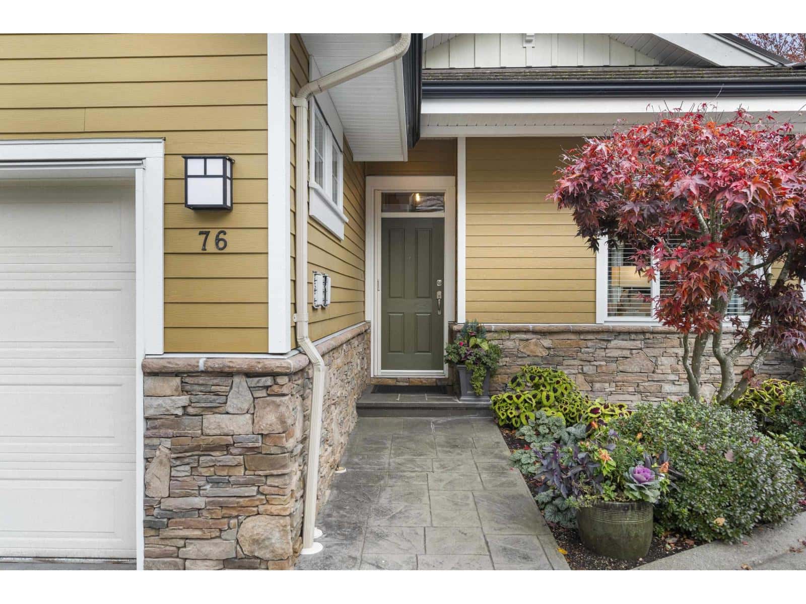 76 14655 32 AVENUE — Surrey - Photo 3 of 40