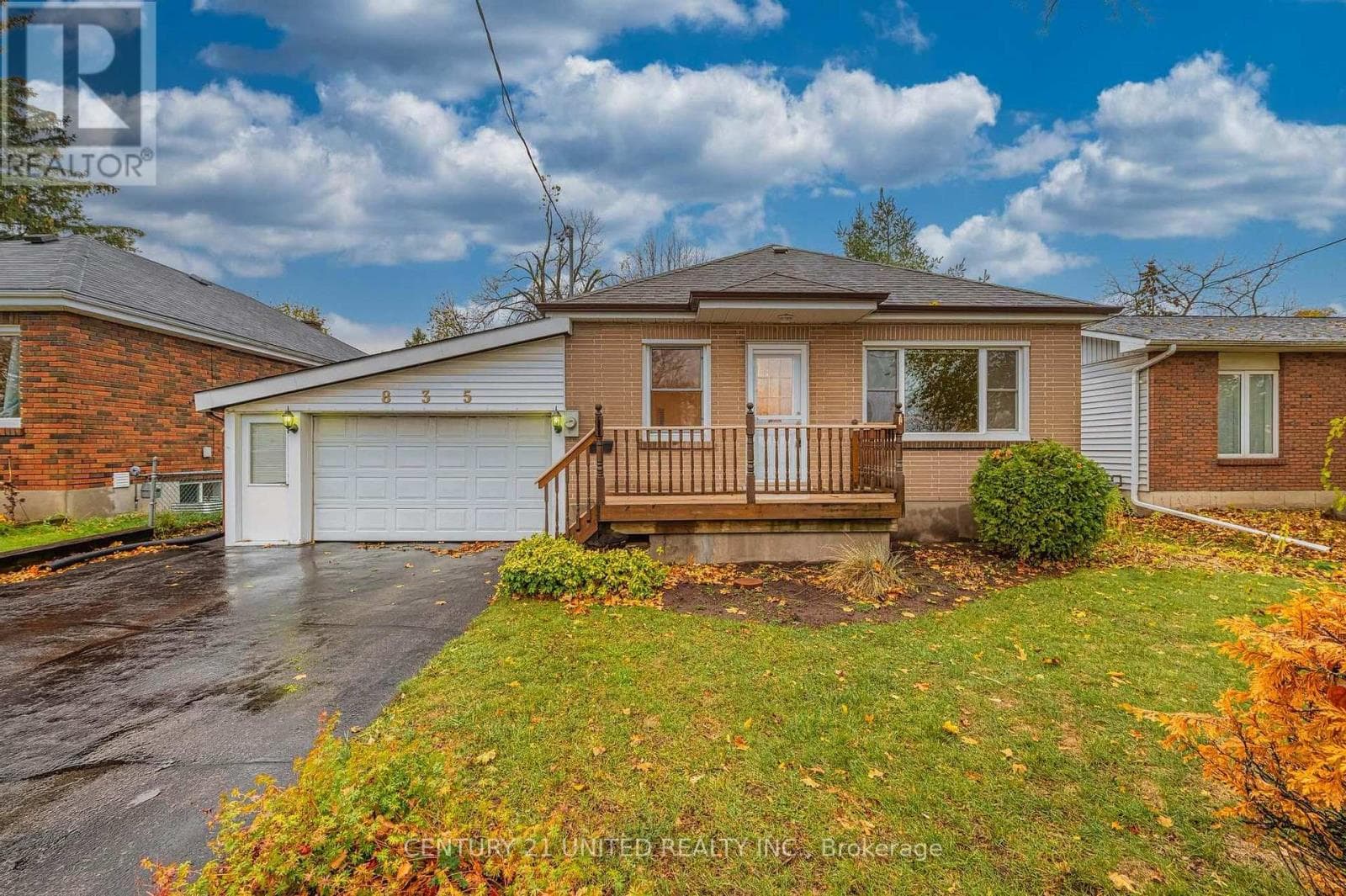 835 BARNARDO AVENUE — Peterborough (Northcrest Ward 5) - Main photo