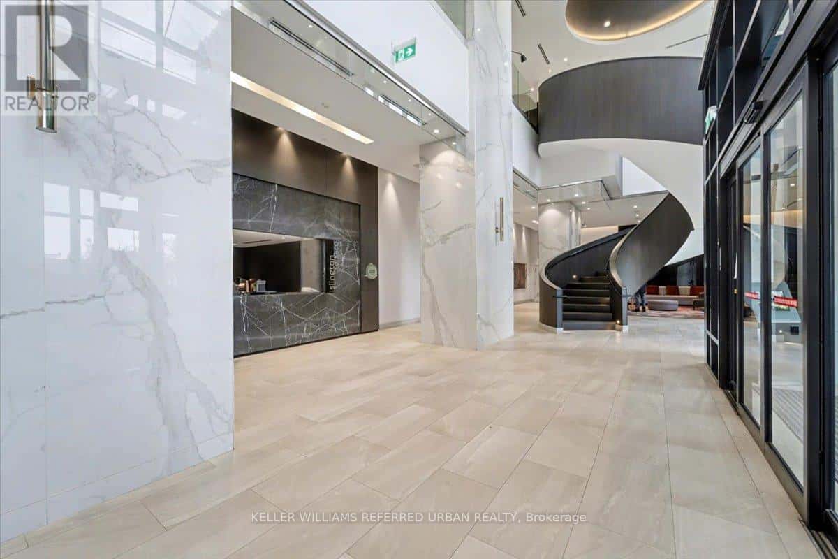 1309 - 7 MABELLE AVENUE — Toronto (Islington-City Centre West), Ontario - Photo 4 of 39