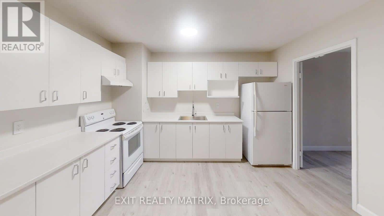 1011 - 2951 RIVERSIDE DRIVE — Ottawa - Photo 3 of 8