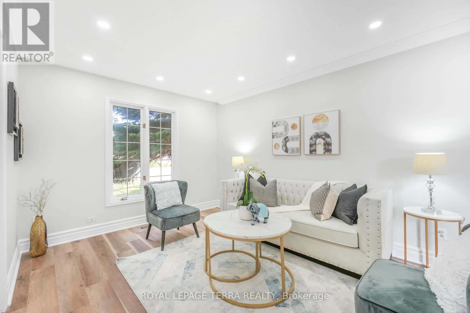 67 LIVINGSTONE STREET W — Barrie (Sunnidale) - Photo 3 of 34