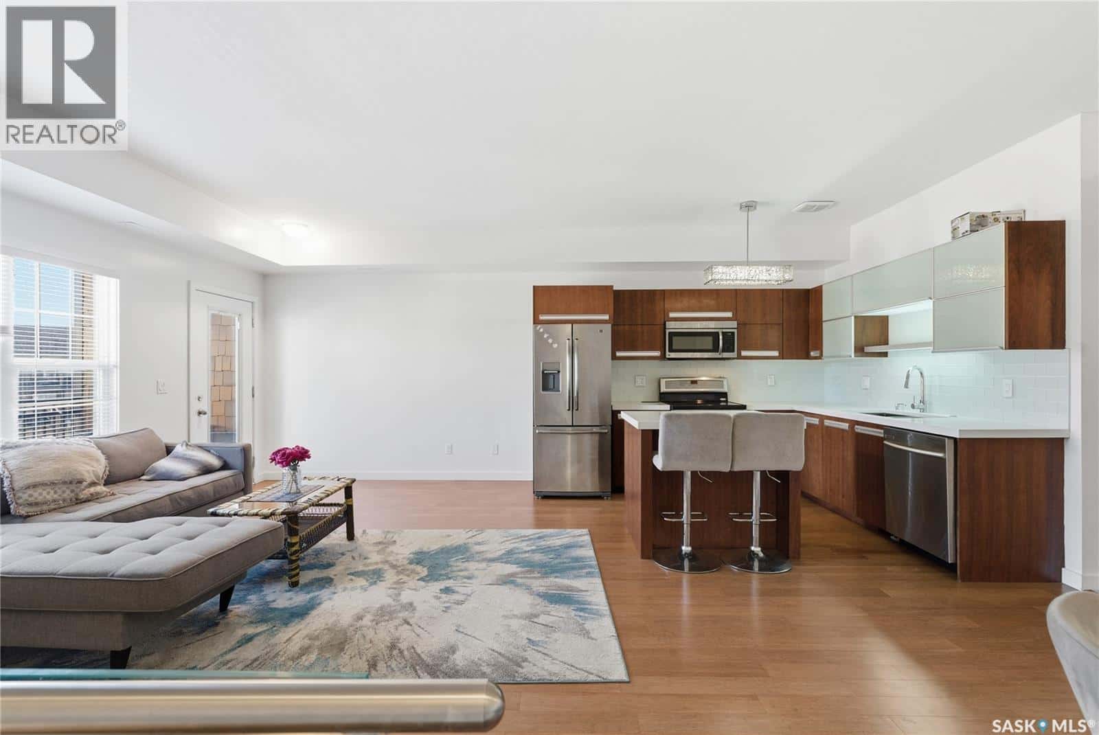 1806 1015 Patrick CRESCENT — Saskatoon - Photo 3 of 43