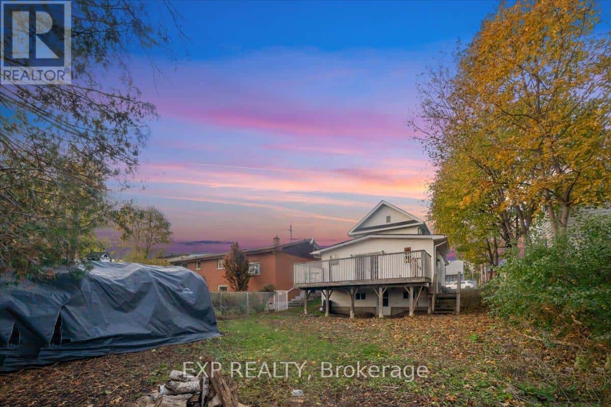 611 ROMAINE STREET N — Peterborough (Otonabee Ward 1), Ontario - Photo 4 of 25