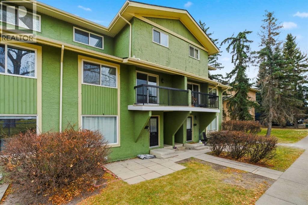 306, 2200 Woodview Drive SW — Calgary - Main photo