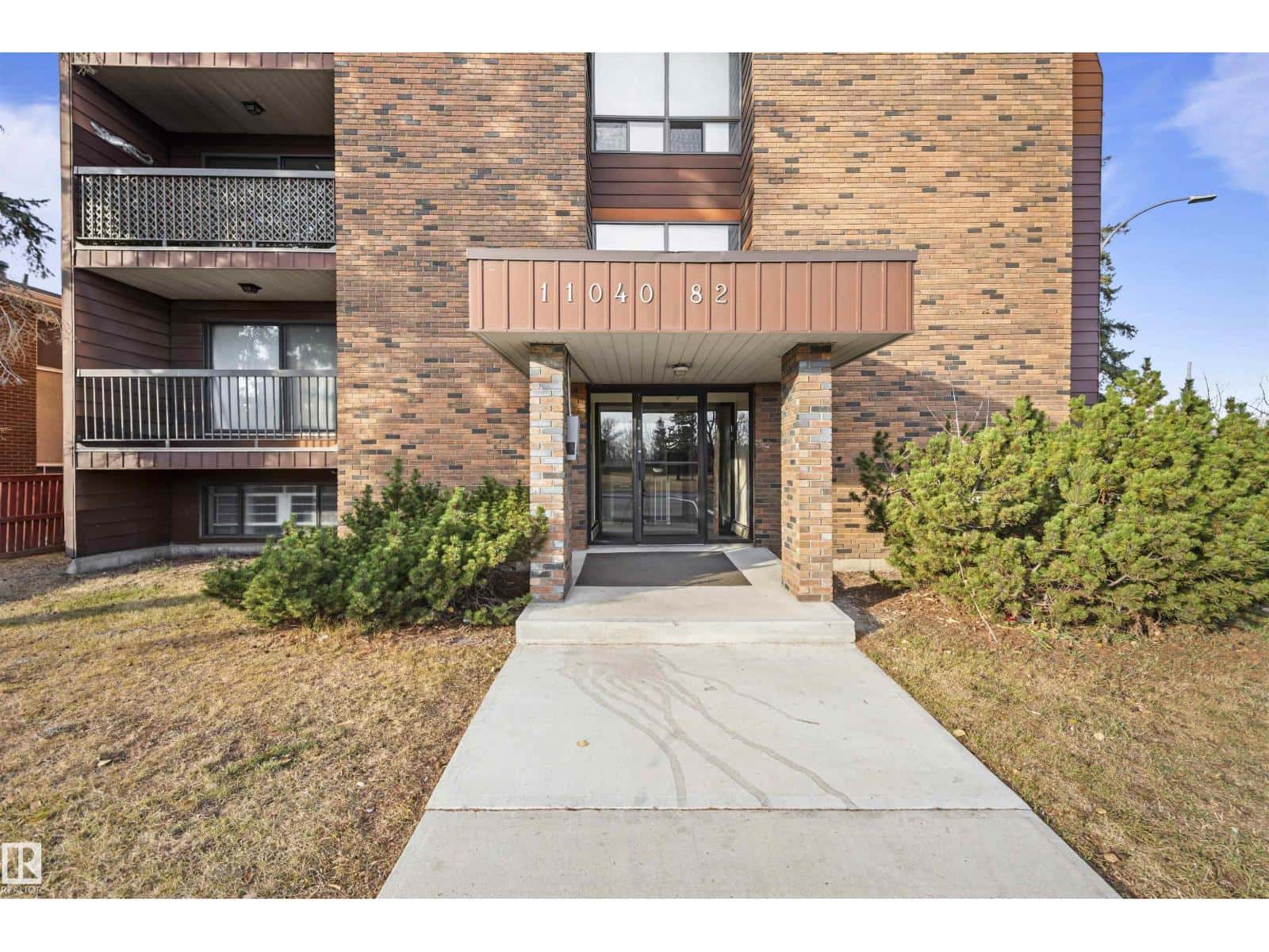#202 11040 82 ST NW — Edmonton - Photo 2 of 25