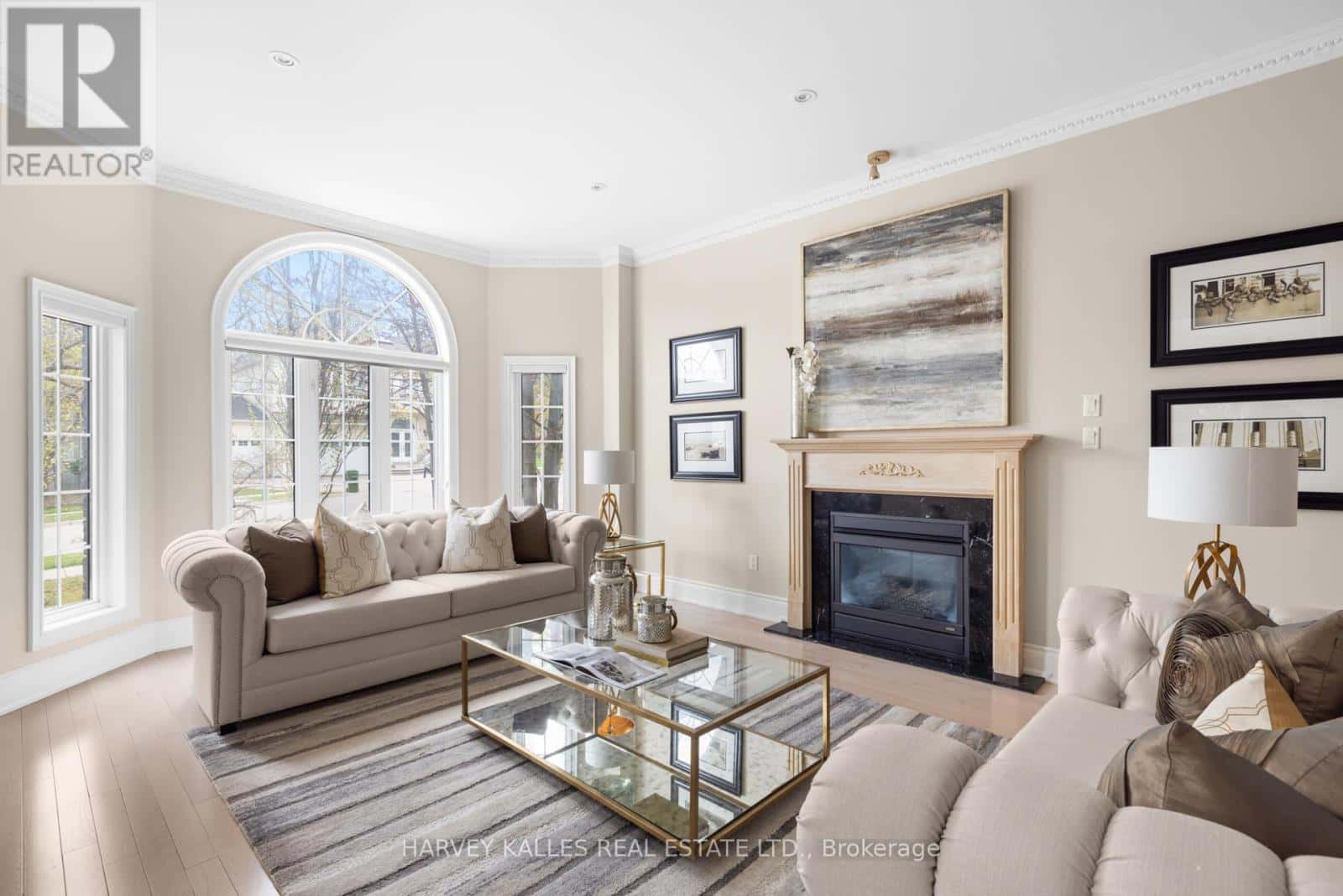 60 BOWAN COURT — Toronto (Bayview Woods-Steeles) - Photo 4 of 39