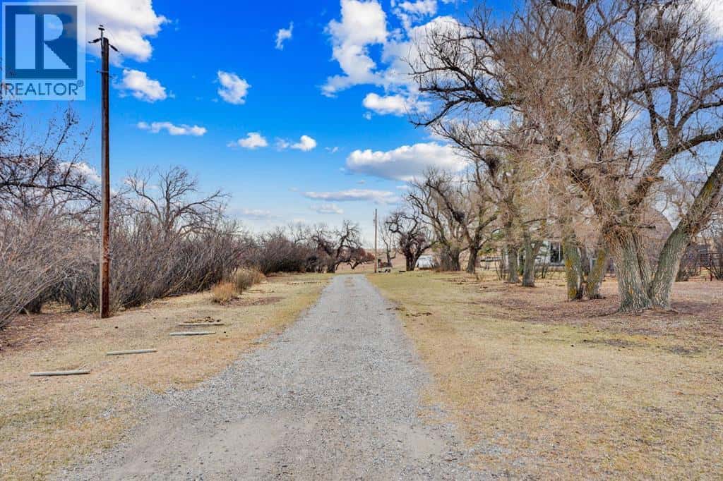 153009 RR 274 — Rural Willow Creek No. 26, M.D. of - Photo 3 of 44