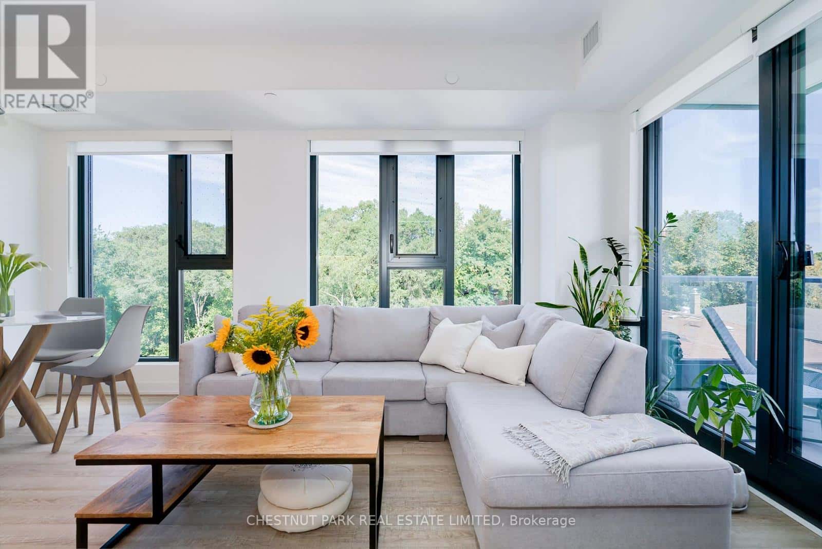 406 - 250 LAWRENCE AVENUE W — Toronto (Lawrence Park North) - Photo 4 of 46