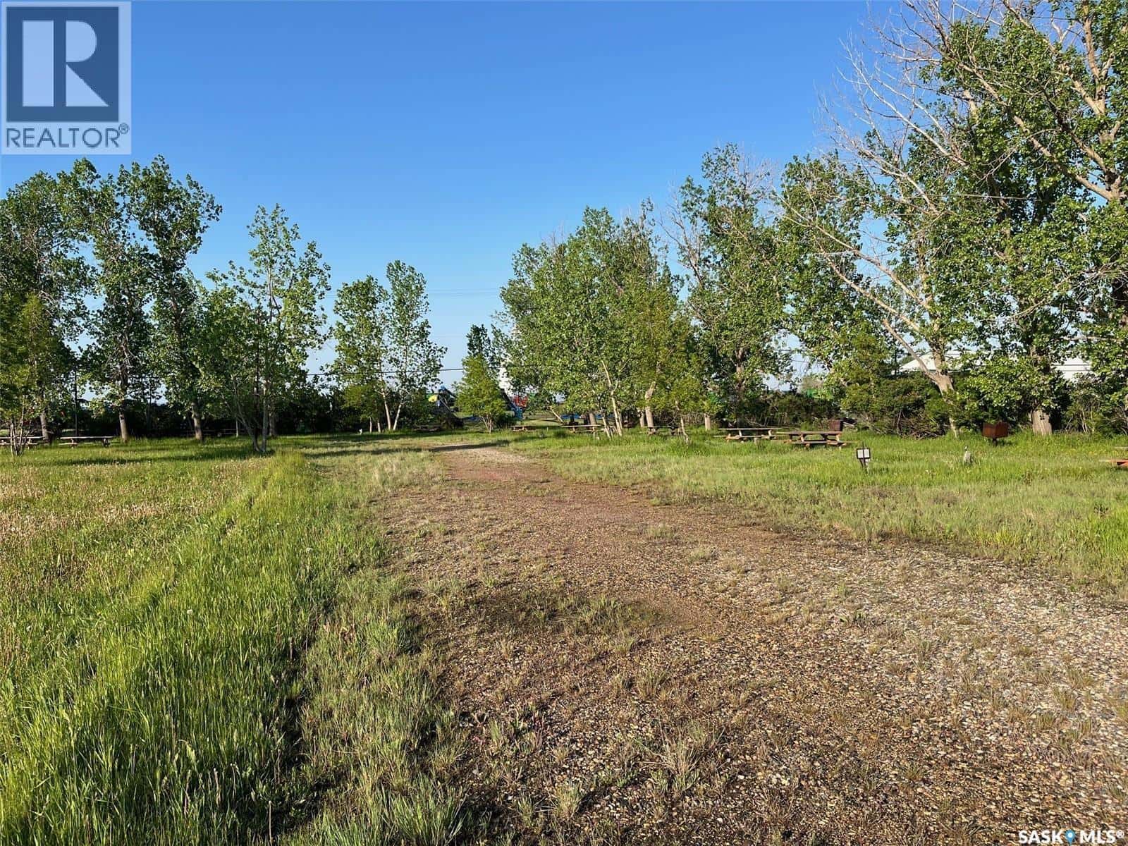 110 Malmgren Drive - Super 6 Motel