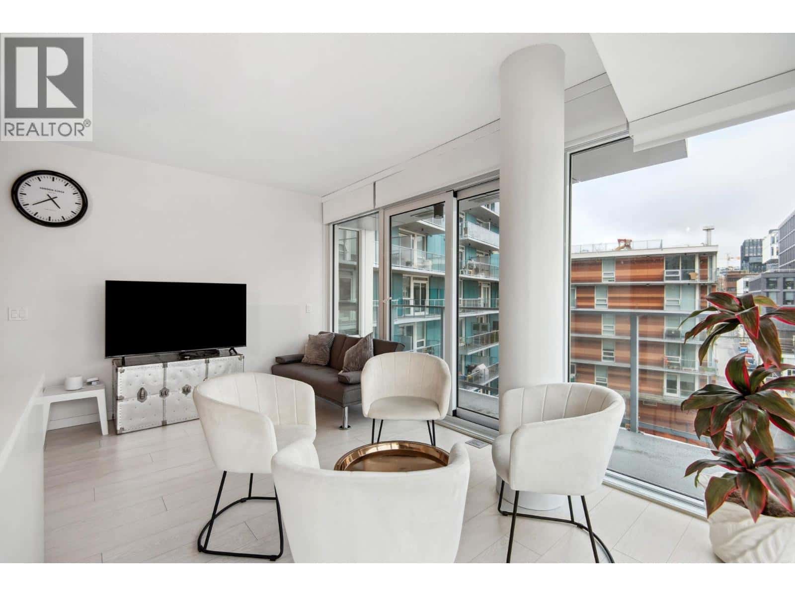 602 180 E 2ND AVENUE — Vancouver - Photo 5 of 37