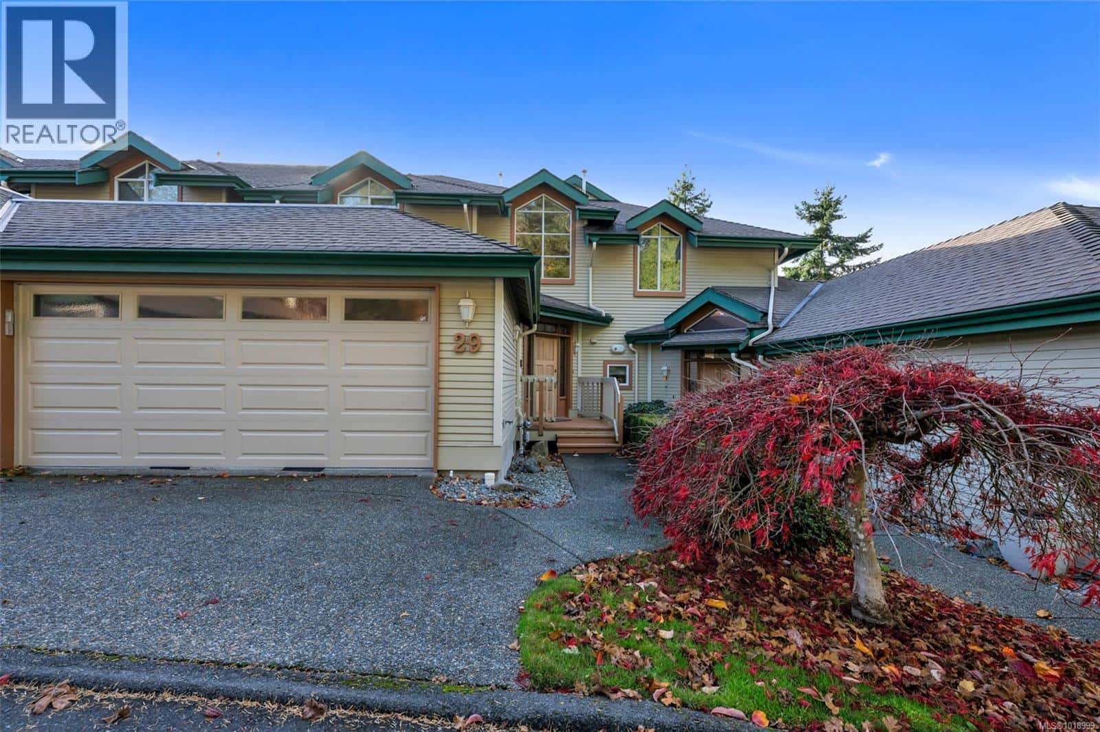 29 520 Marsett Pl — Saanich - Photo 2 of 48