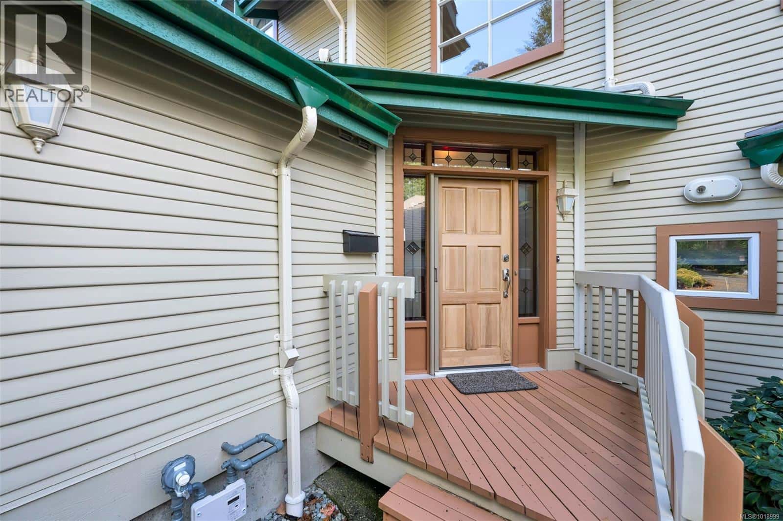 29 520 Marsett Pl — Saanich - Photo 3 of 48