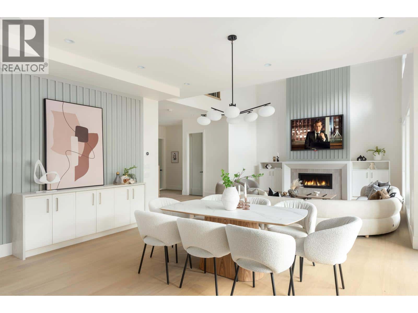 615 NICOLA AVENUE — Coquitlam - Photo 4 of 39