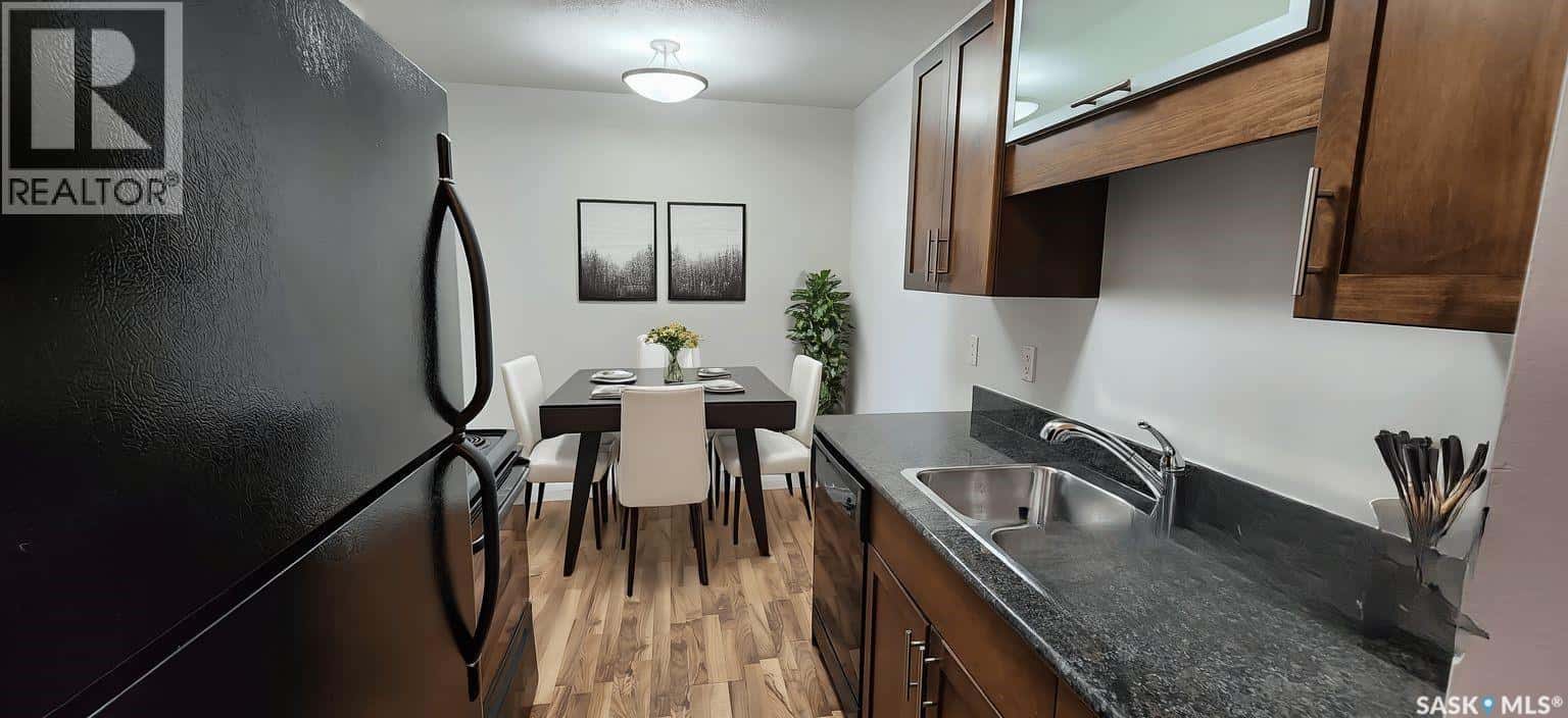 10 115 Acadia DRIVE — Saskatoon - Photo 5 of 12