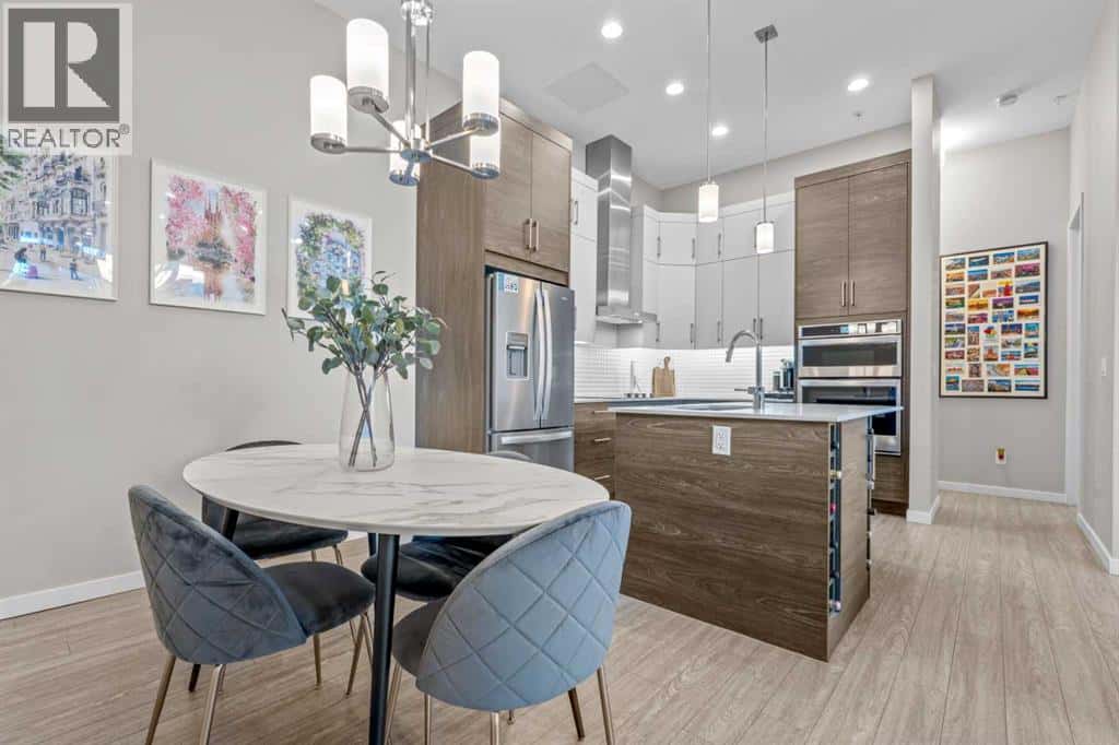 124, 122 Mahogany Centre SE — Calgary - Photo 3 of 16