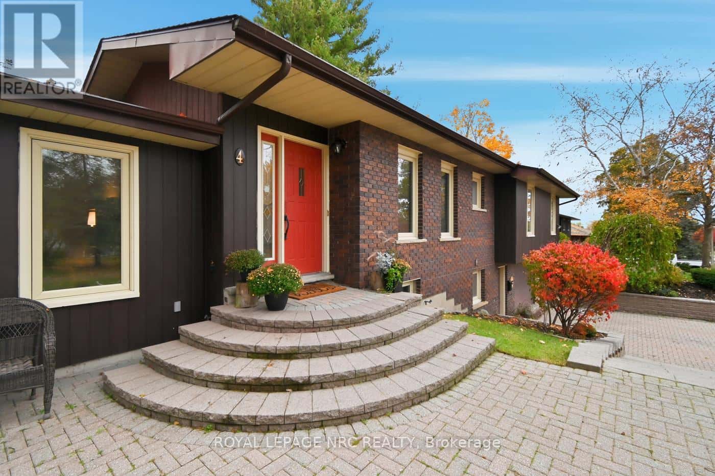 4 CEDAR STREET — Port Colborne (Sugarloaf) - Photo 5 of 49