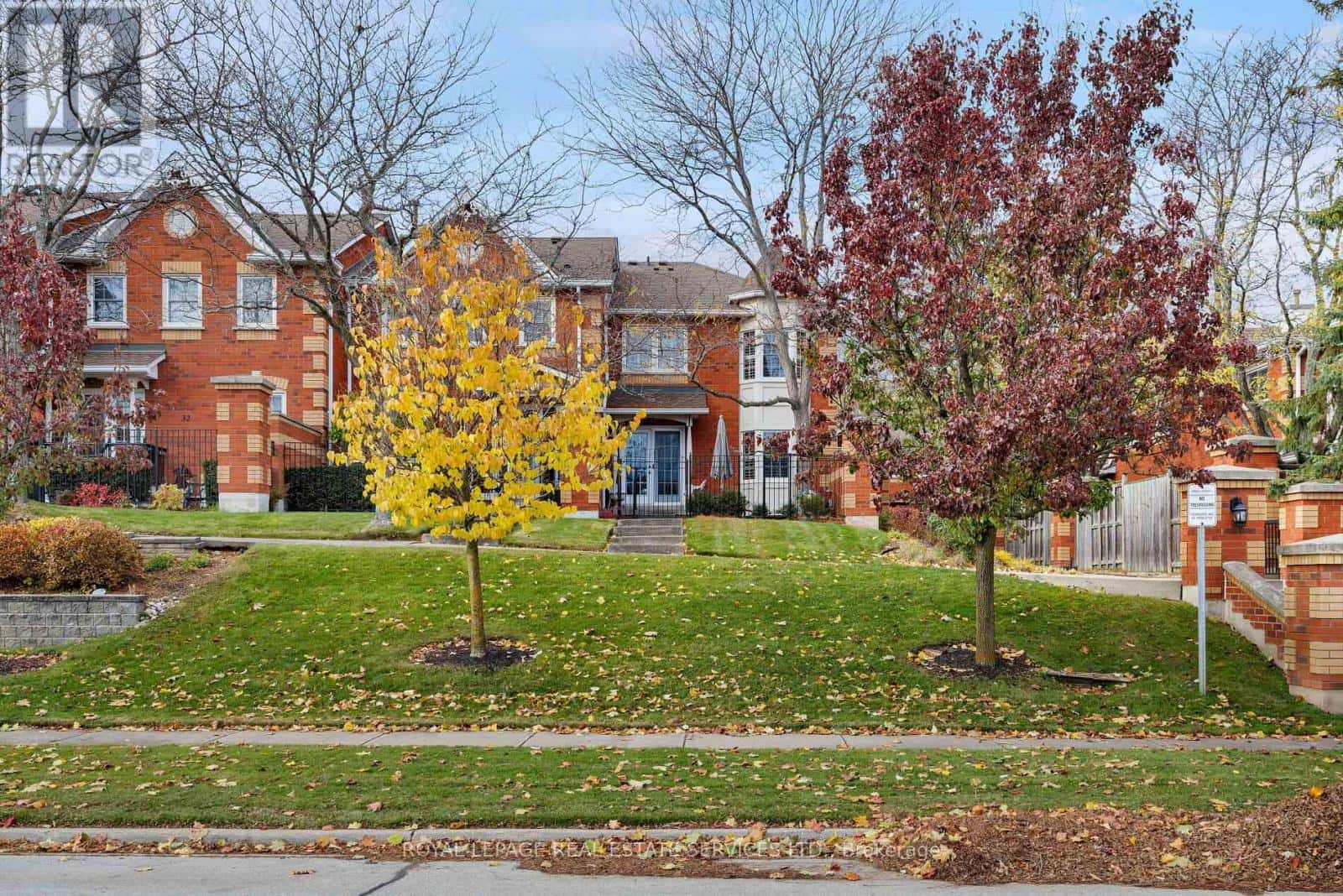 30 - 1415 HAZELTON BOULEVARD — Burlington (Tyandaga) - Photo 2 of 48