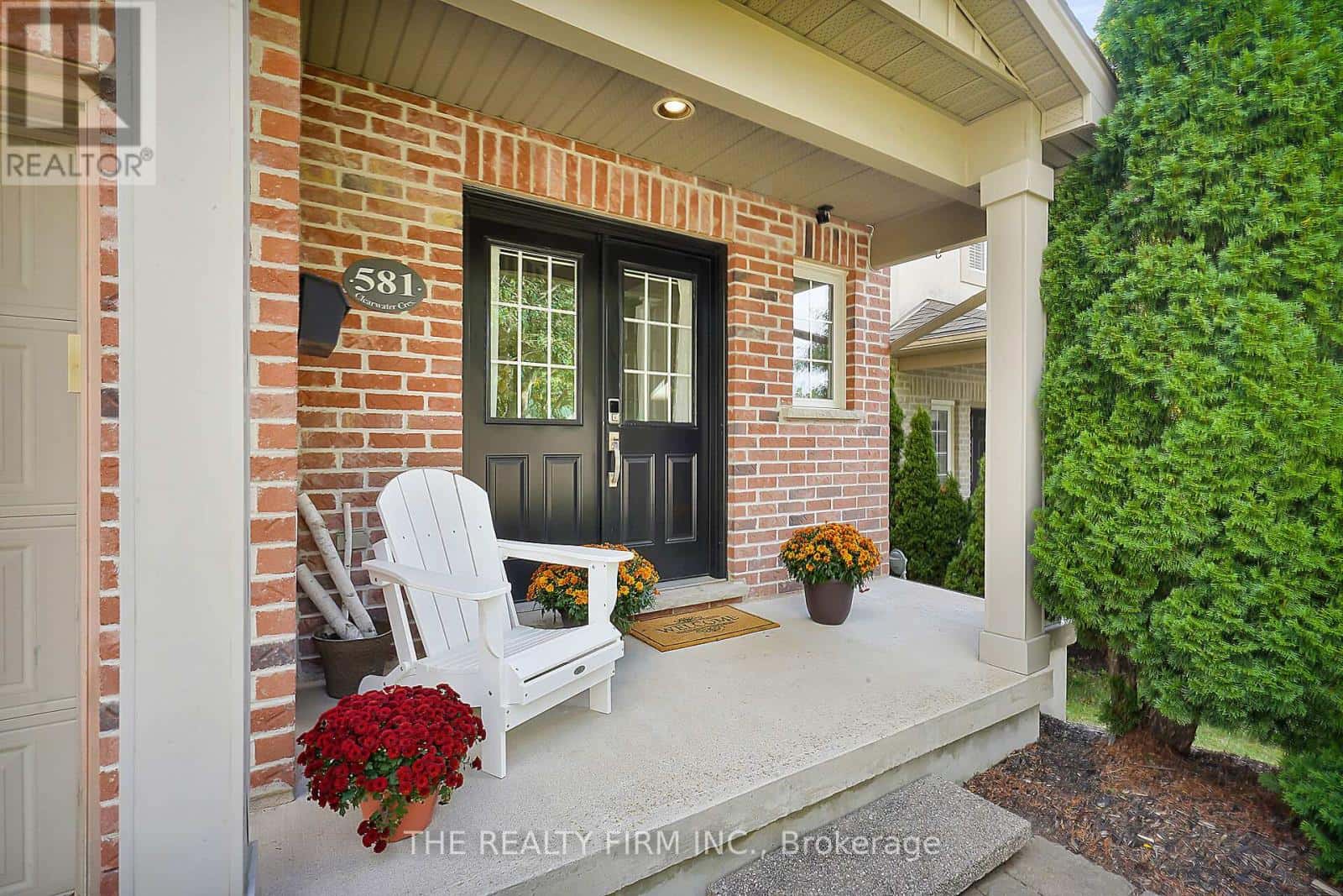 581 CLEARWATER CRESCENT — London North (North B) - Photo 5 of 43