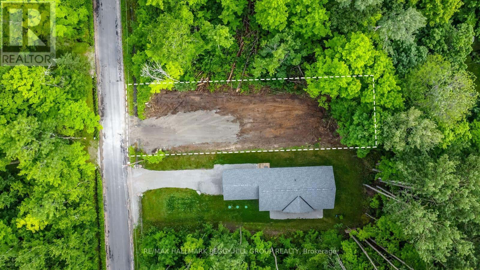 67 WOZNIAK ROAD — Penetanguishene, Ontario - Photo 2 of 6