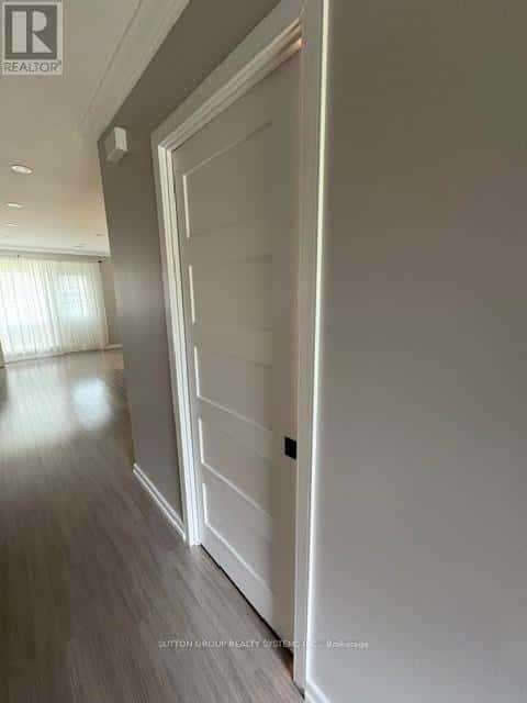 68 - 215 MISSISSAUGA VALLEY BOULEVARD — Mississauga (Mississauga Valleys) - Photo 4 of 34