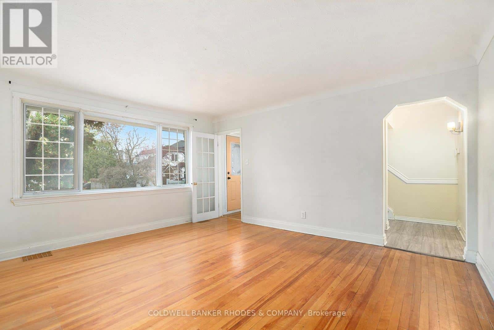 100 PRINCE ALBERT STREET — Ottawa - Photo 4 of 32