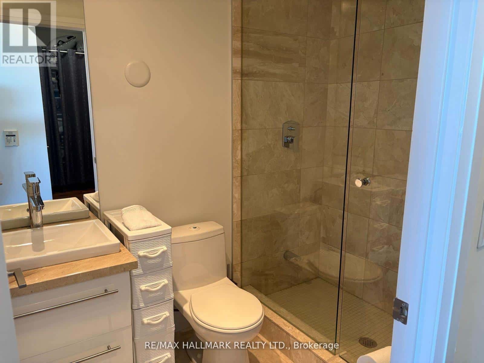 PH704 - 399 SPRING GARDEN AVENUE — Toronto (Willowdale East), Ontario - Photo 5 of 6