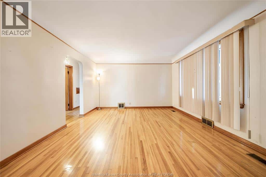 3098 DOMINION BOULEVARD — Windsor - Photo 4 of 49