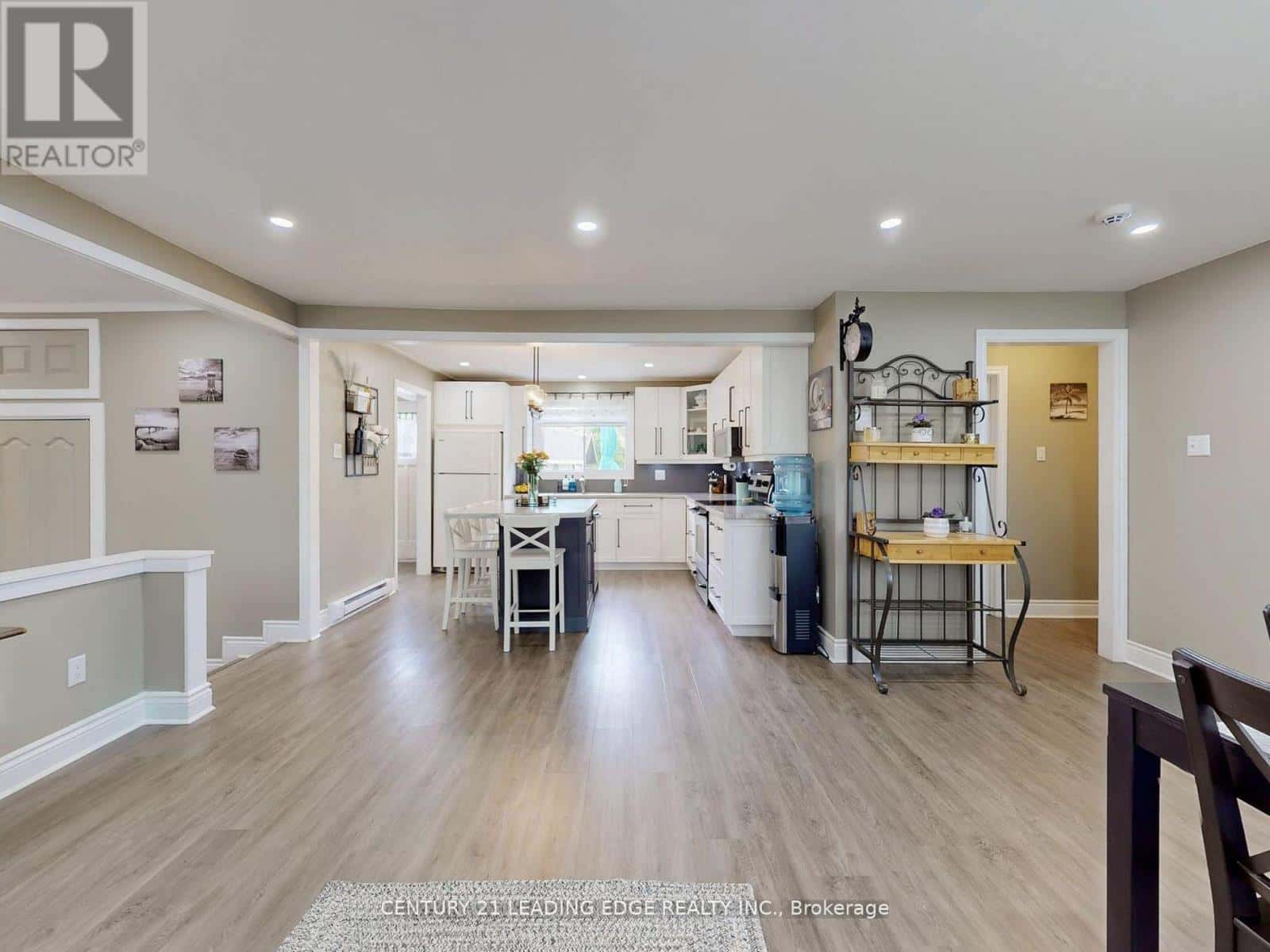 27 ISLE VISTA DRIVE — Georgina (Virginia) - Photo 4 of 48