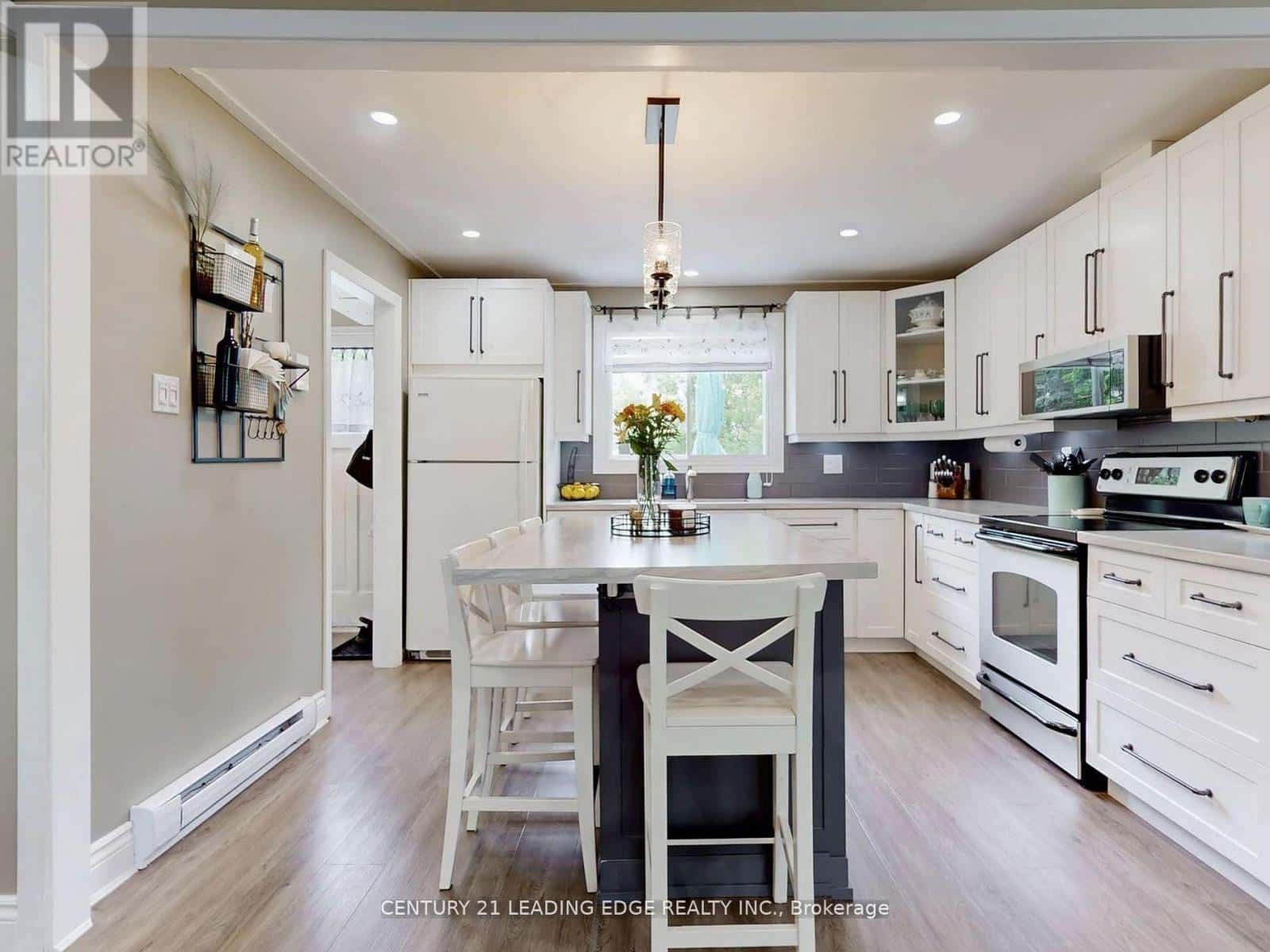 27 ISLE VISTA DRIVE — Georgina (Virginia) - Photo 5 of 48