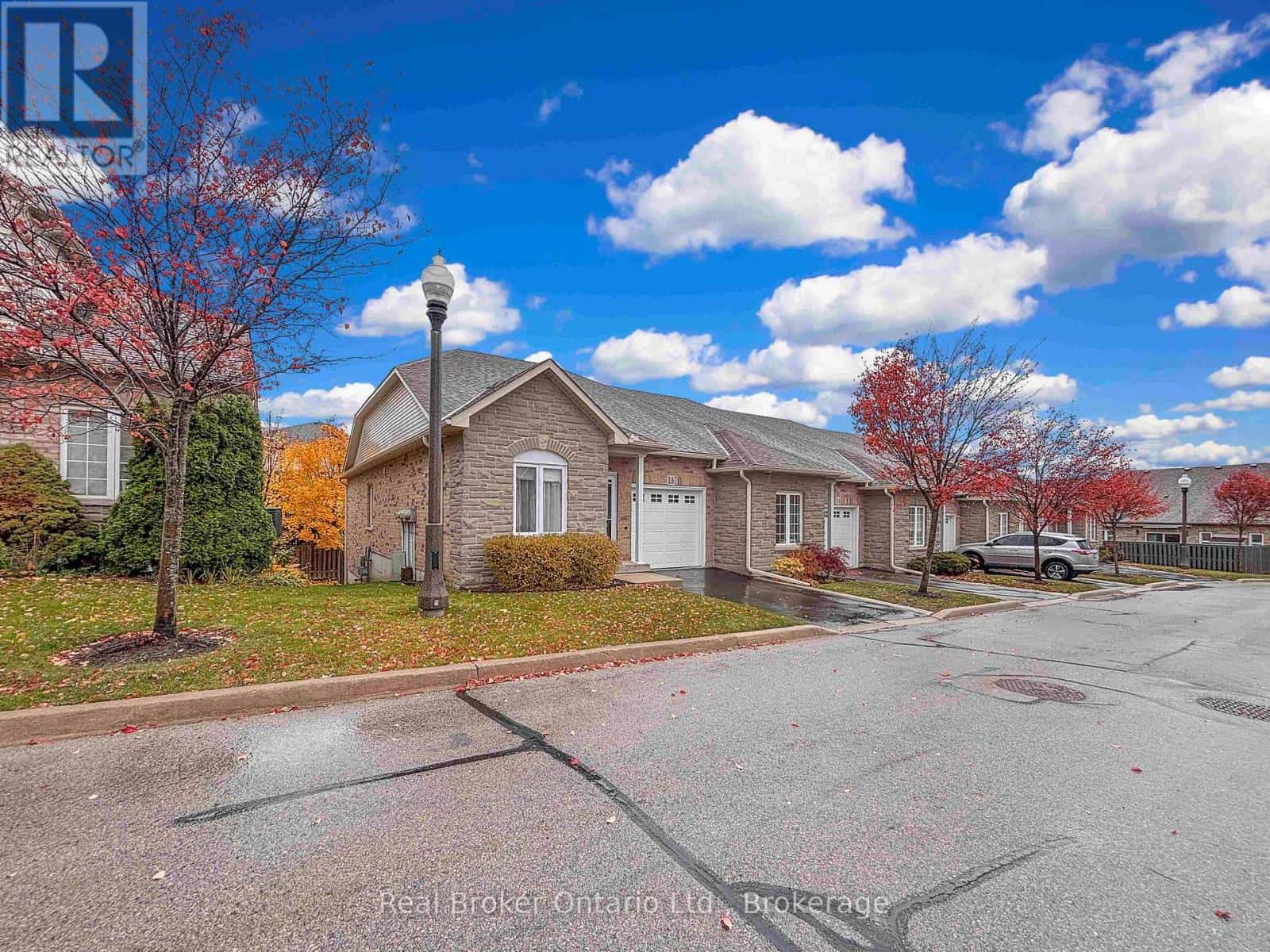 15 - 566 SOUTHRIDGE DRIVE — Hamilton (Mountview) - Photo 4 of 34