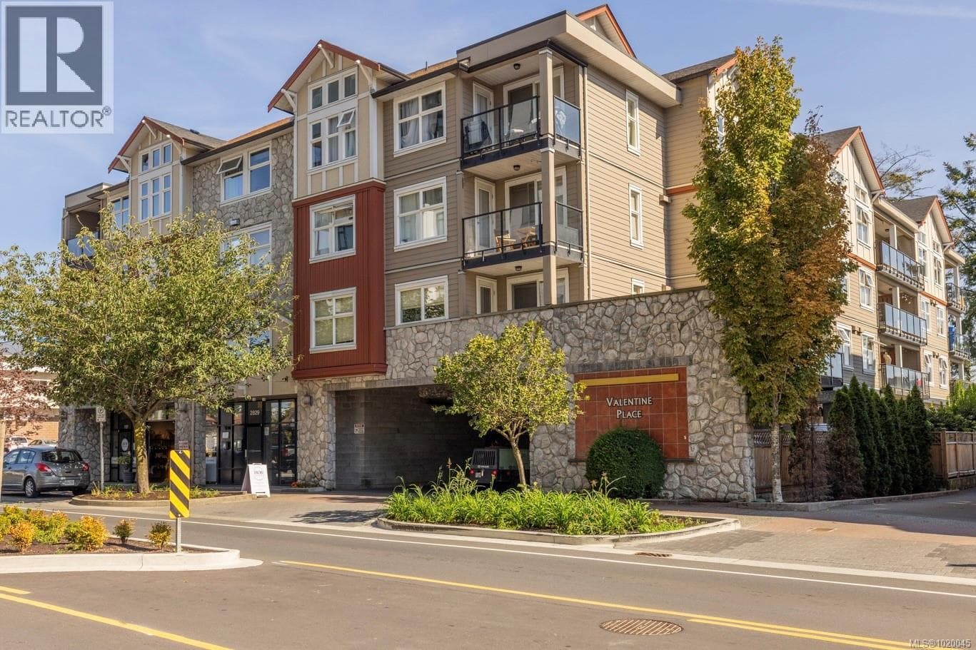 213 2829 Peatt Rd — Langford - Main photo