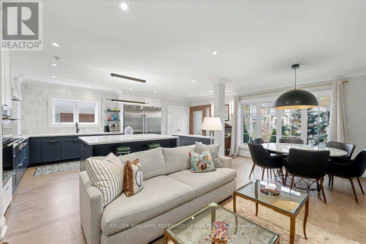 235 BETTY ANN DRIVE — Toronto (Willowdale West), Ontario - Photo 4 of 47