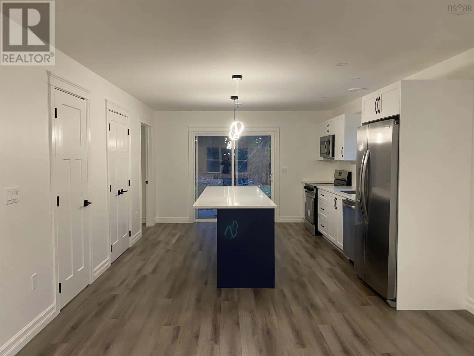 552 GLEN ALLAN Drive — Bridgewater - Photo 5 of 25