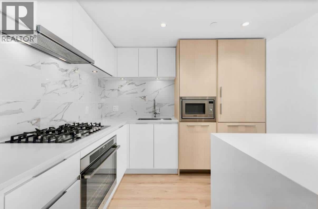 1808 1500 FERN STREET — North Vancouver - Photo 4 of 18