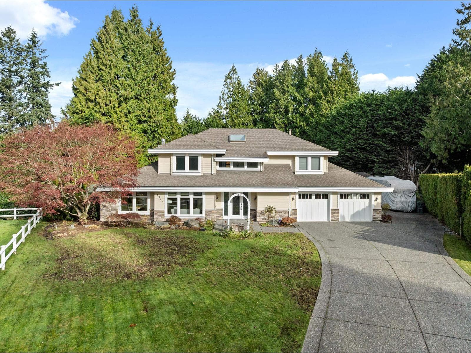 1944 133B STREET — Surrey - Main photo