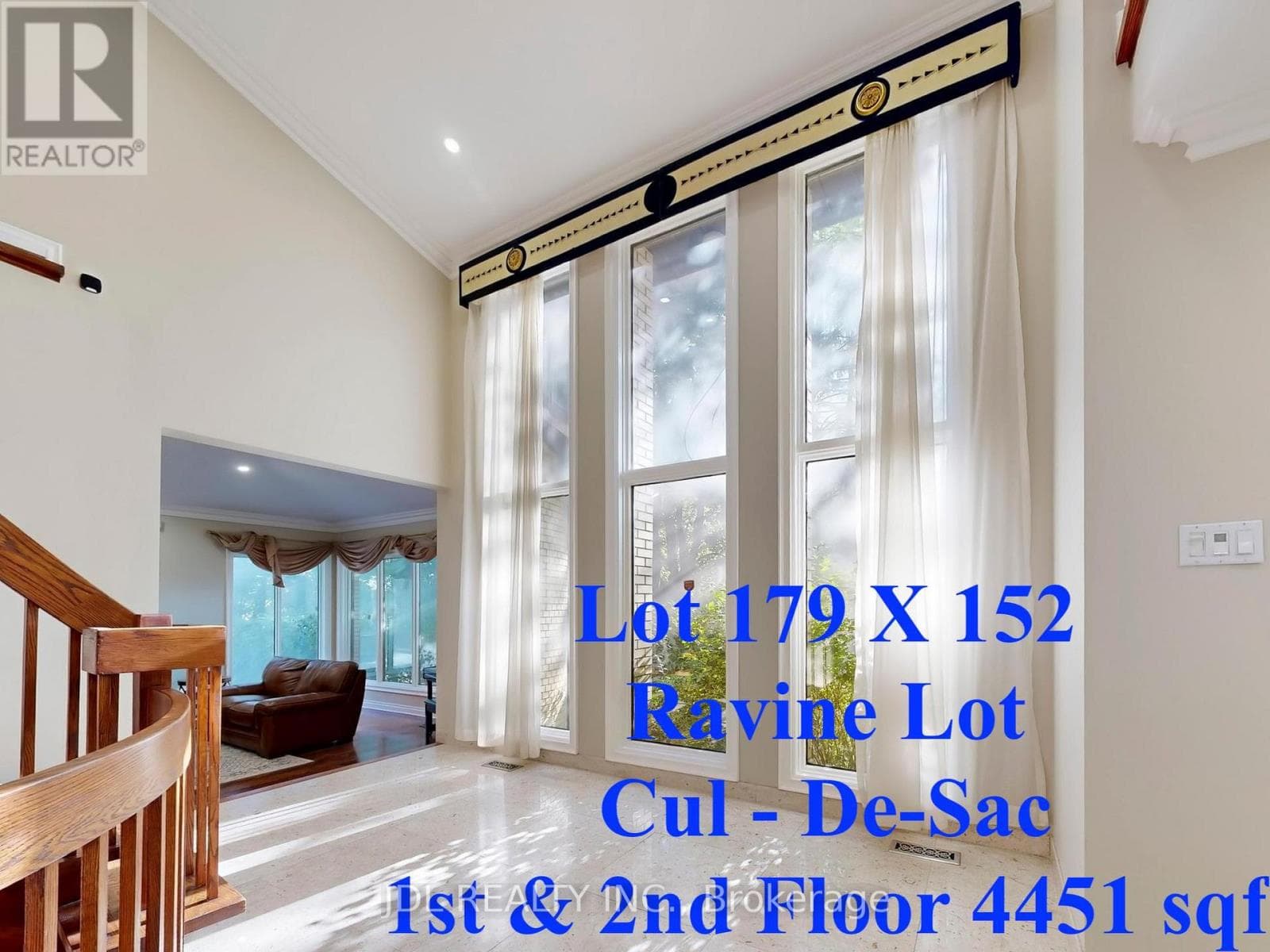 11 MOODIE DRIVE — Richmond Hill (South Richvale) - Main photo