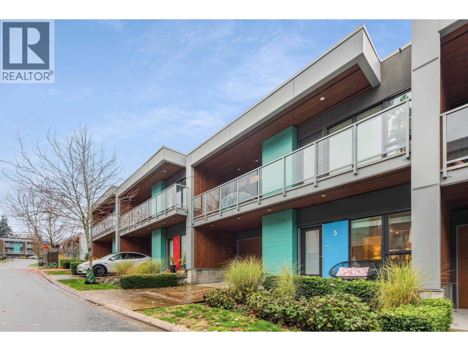 3 3595 SALAL DRIVE — North Vancouver - Photo 2 of 36