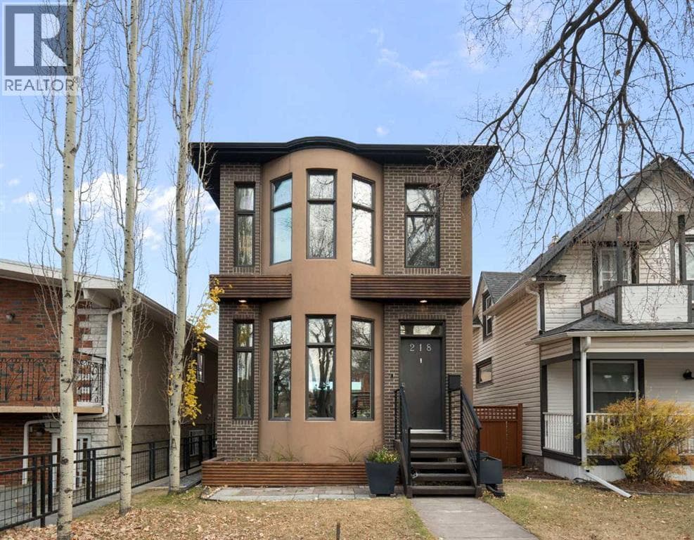 218 8A Street NE — Calgary - Main photo