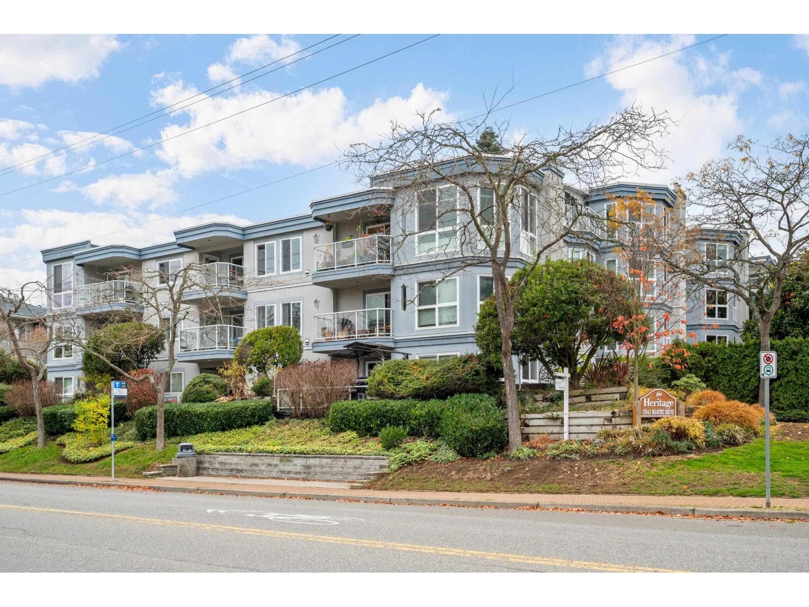 307 15941 MARINE DRIVE — White Rock - Main photo