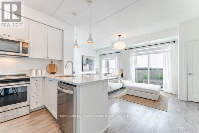 422 - 610 FARMSTEAD DRIVE — Milton (WI Willmott) - Main photo