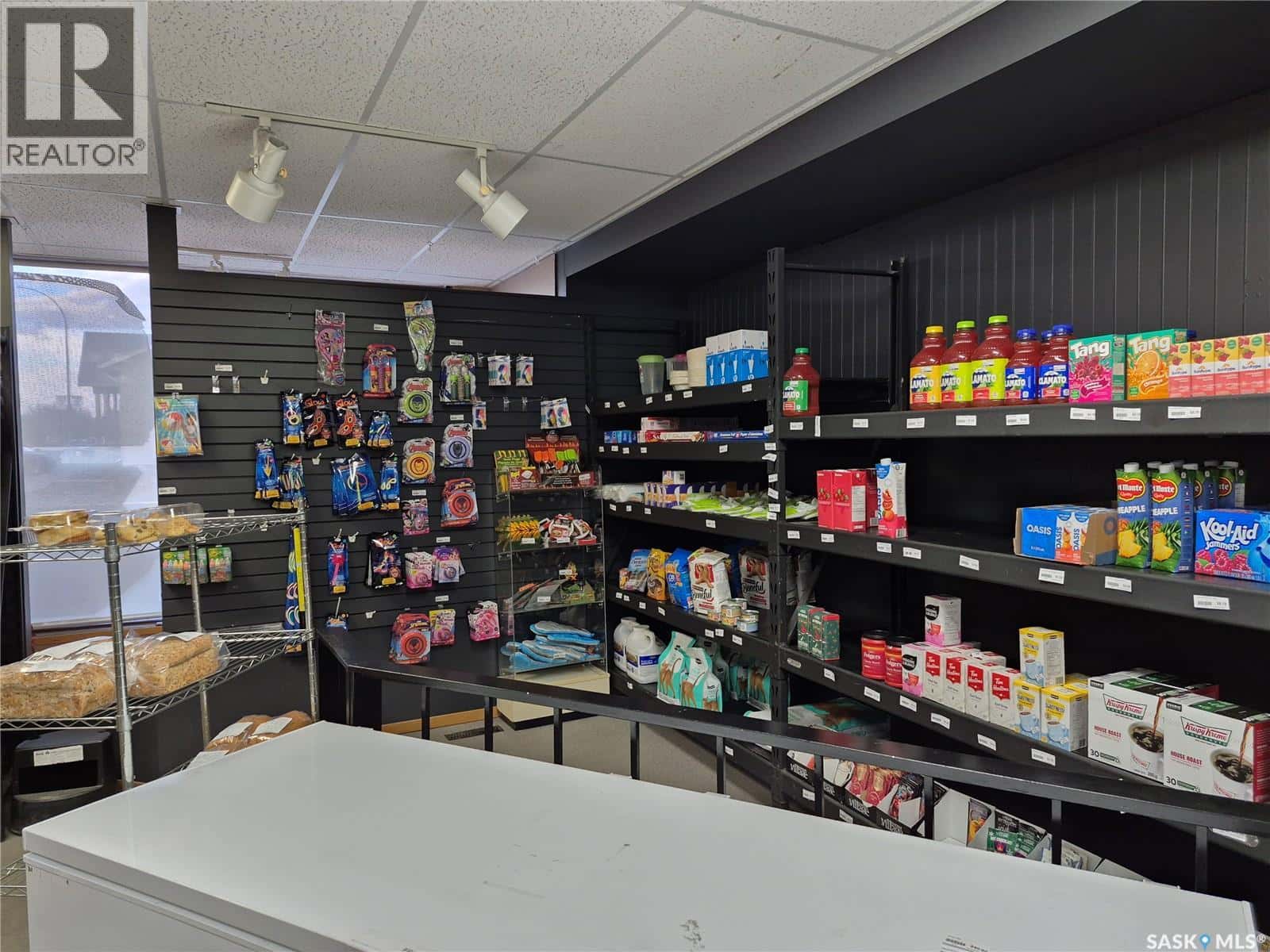 Shaunavon Liquor Store — Shaunavon - Photo 5 of 38