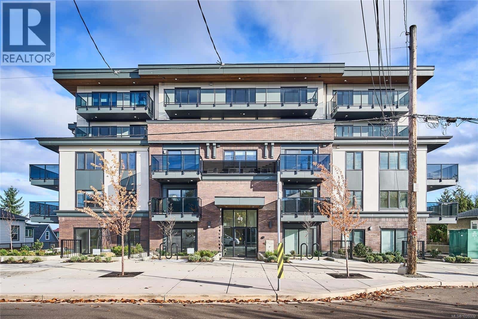 105 45 Haliburton St — Nanaimo - Photo 3 of 44