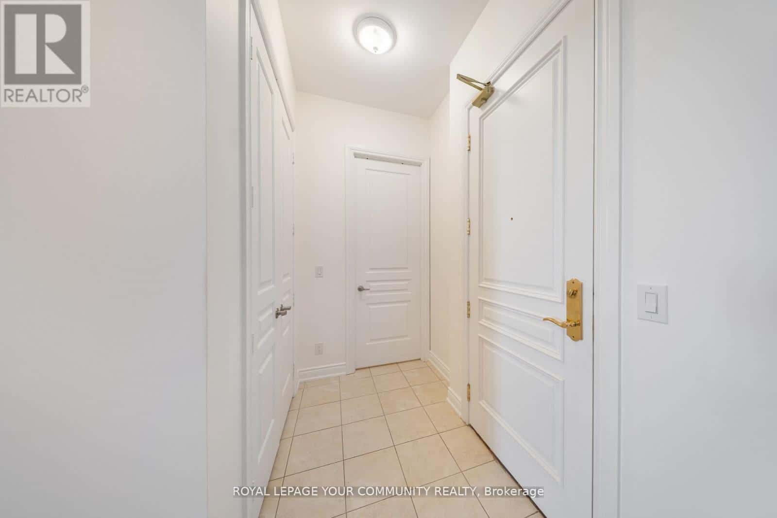 PH01 - 9245 JANE STREET — Vaughan (Maple) - Photo 2 of 48