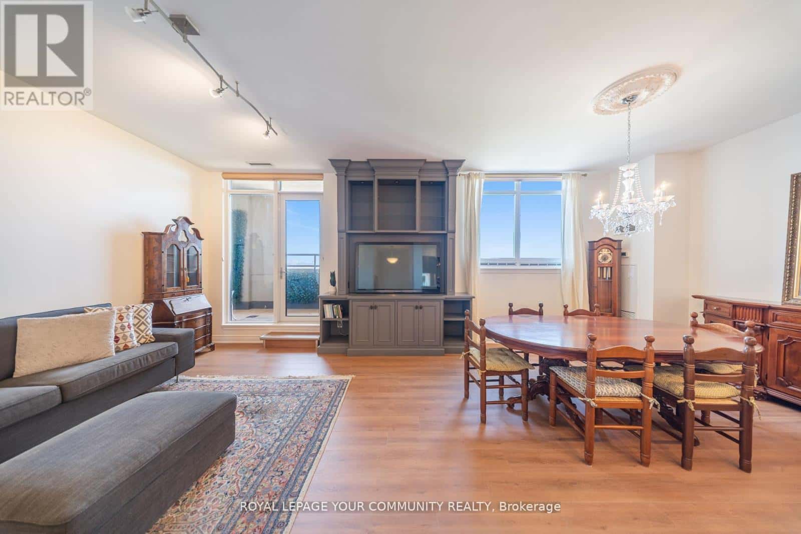 PH01 - 9245 JANE STREET — Vaughan (Maple) - Photo 3 of 48