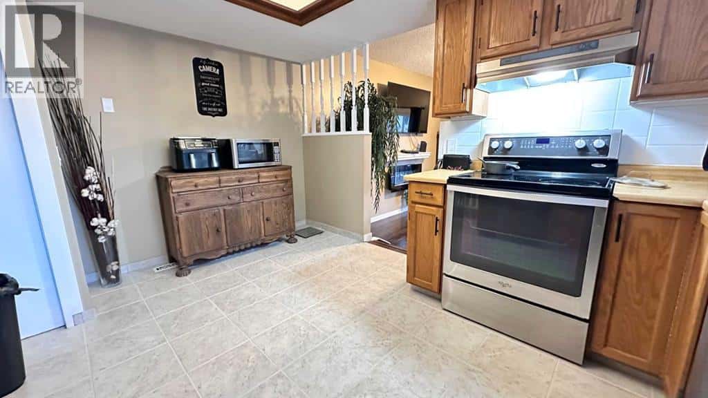 14691 Deer Ridge Drive SE — Calgary - Photo 2 of 30