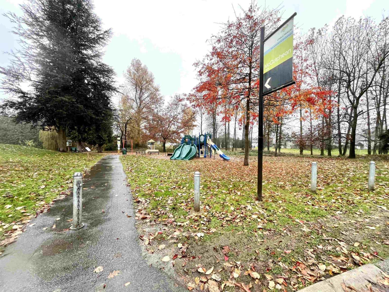 8579 MCCUTCHEON AVENUE, Chilliwack Proper South — Chilliwack, British Columbia - Photo 4 of 20